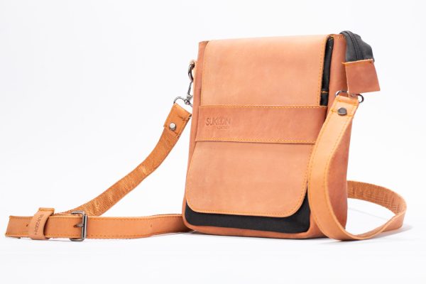 Urban Classic Crossbody